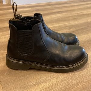 Dr. Martens 2976 Chelsea Boots with side zipper